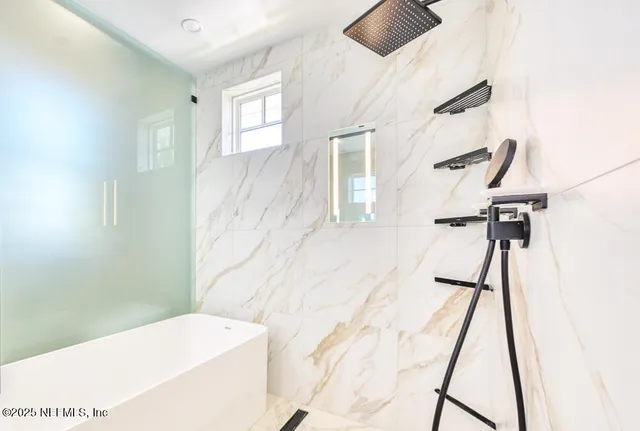 $6,500 | 2410 Beach Boulevard, Jacksonville Beach, FL 32250