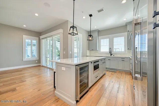 $6,500 | 2410 Beach Boulevard, Jacksonville Beach, FL 32250