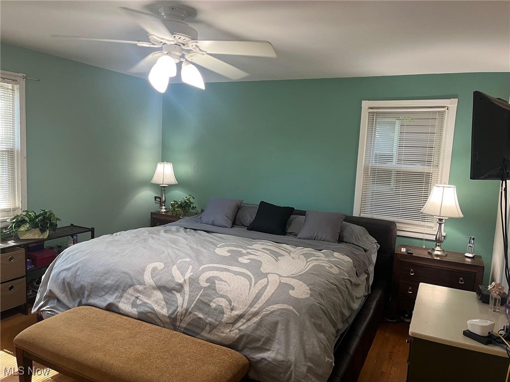 2496 Milton Road Cleveland, OH 44118 - Photo 11 of 19 Main bedroom with lots of closet space!