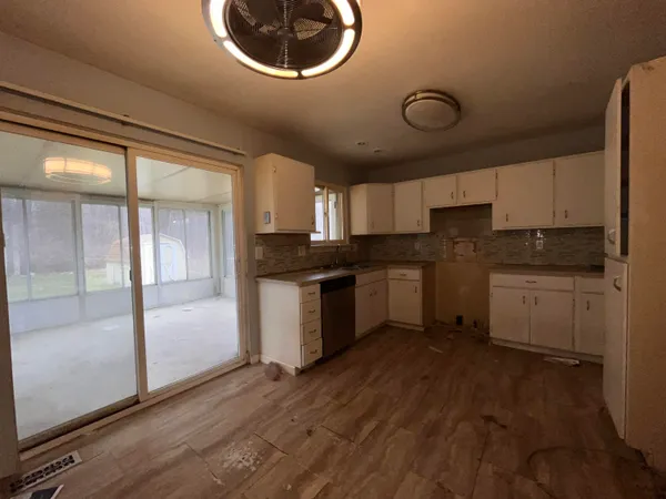$145,000 | 29934 Spain Street, Romulus, MI 48174