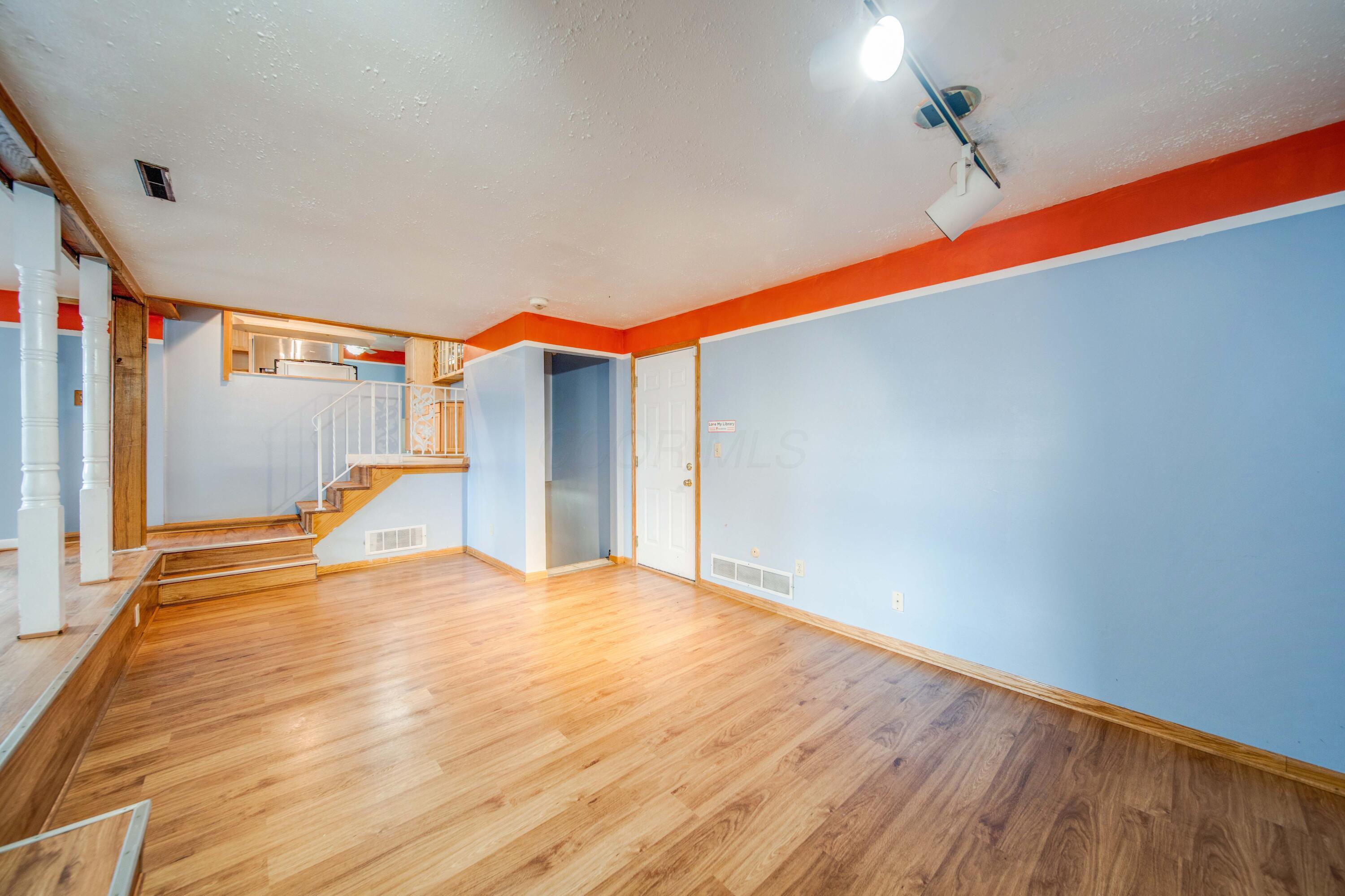 5546 Redwood Road Columbus, OH 43229 - Photo 23 of 66 23-print-A7400008_09_10