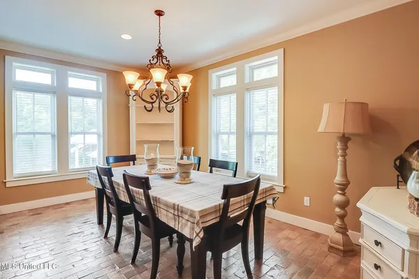 $649,900 | 216 Courtenay Avenue, Pass Christian, MS 39571