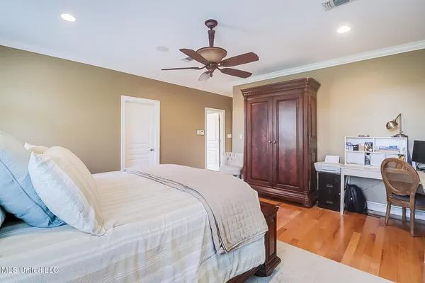 $649,900 | 216 Courtenay Avenue, Pass Christian, MS 39571
