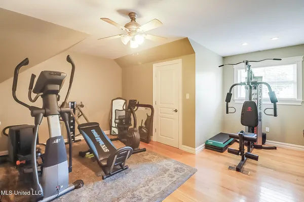$649,900 | 216 Courtenay Avenue, Pass Christian, MS 39571