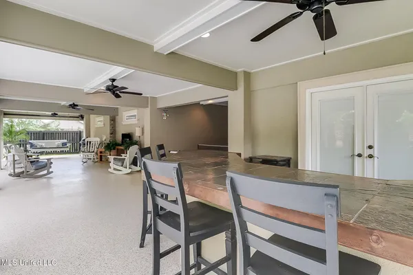$649,900 | 216 Courtenay Avenue, Pass Christian, MS 39571