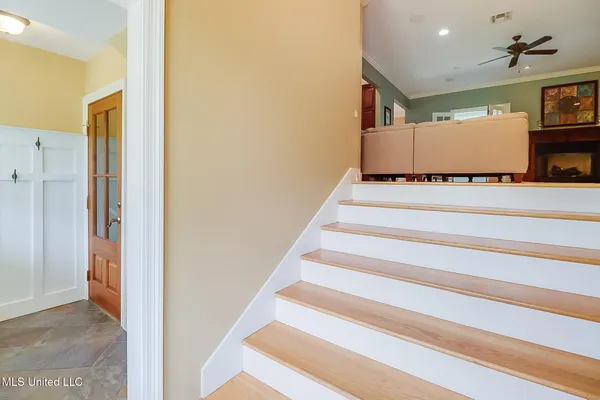 $649,900 | 216 Courtenay Avenue, Pass Christian, MS 39571