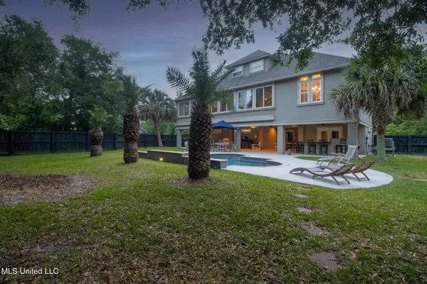 $649,900 | 216 Courtenay Avenue, Pass Christian, MS 39571