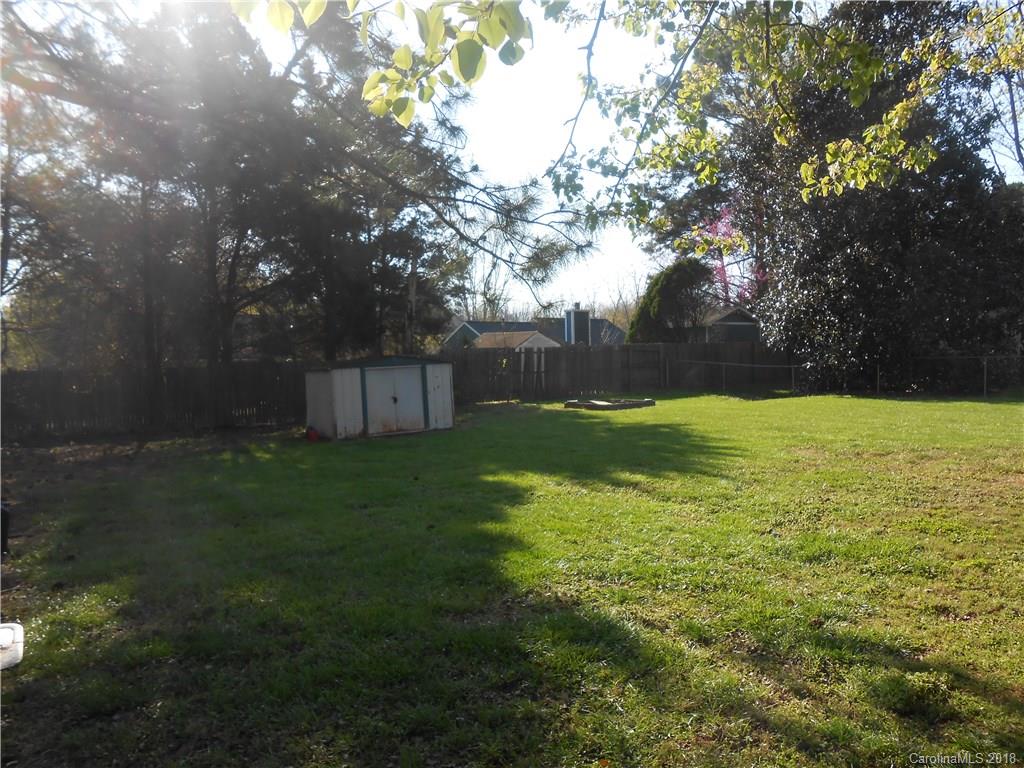3428 Cross Winds Road Charlotte, NC 28227 - Photo 5 of 16 Gallery Image 5