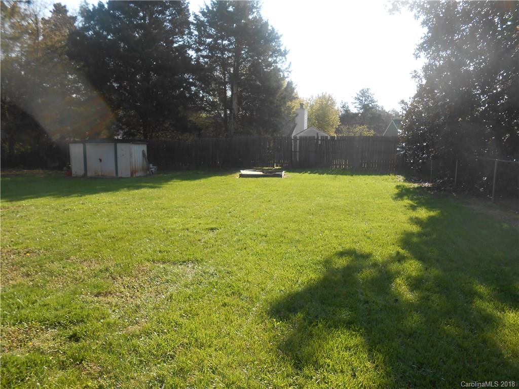 3428 Cross Winds Road Charlotte, NC 28227 - Photo 6 of 16 Gallery Image 6
