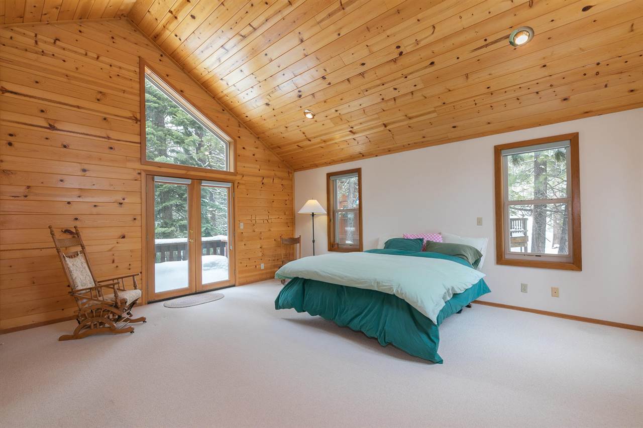11596 Kitzbuhel Road Truckee, CA 96161 - Photo 16 of 21 Upstairs, private, vaulted ceilings, two closets and cigar deck