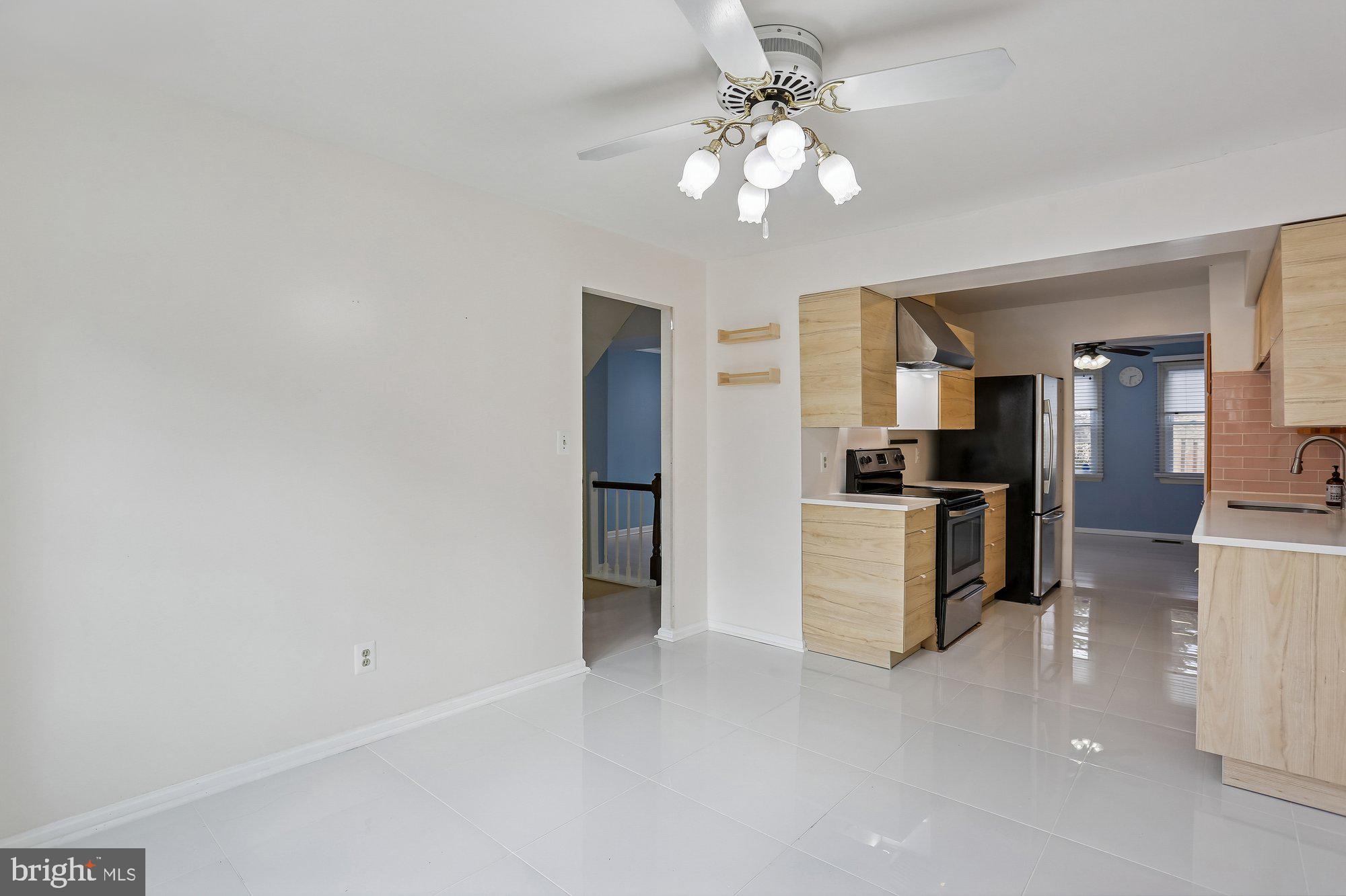 32 Oak Shade Road Gaithersburg, MD 20878 - Photo 13 of 30 Breakfast Area