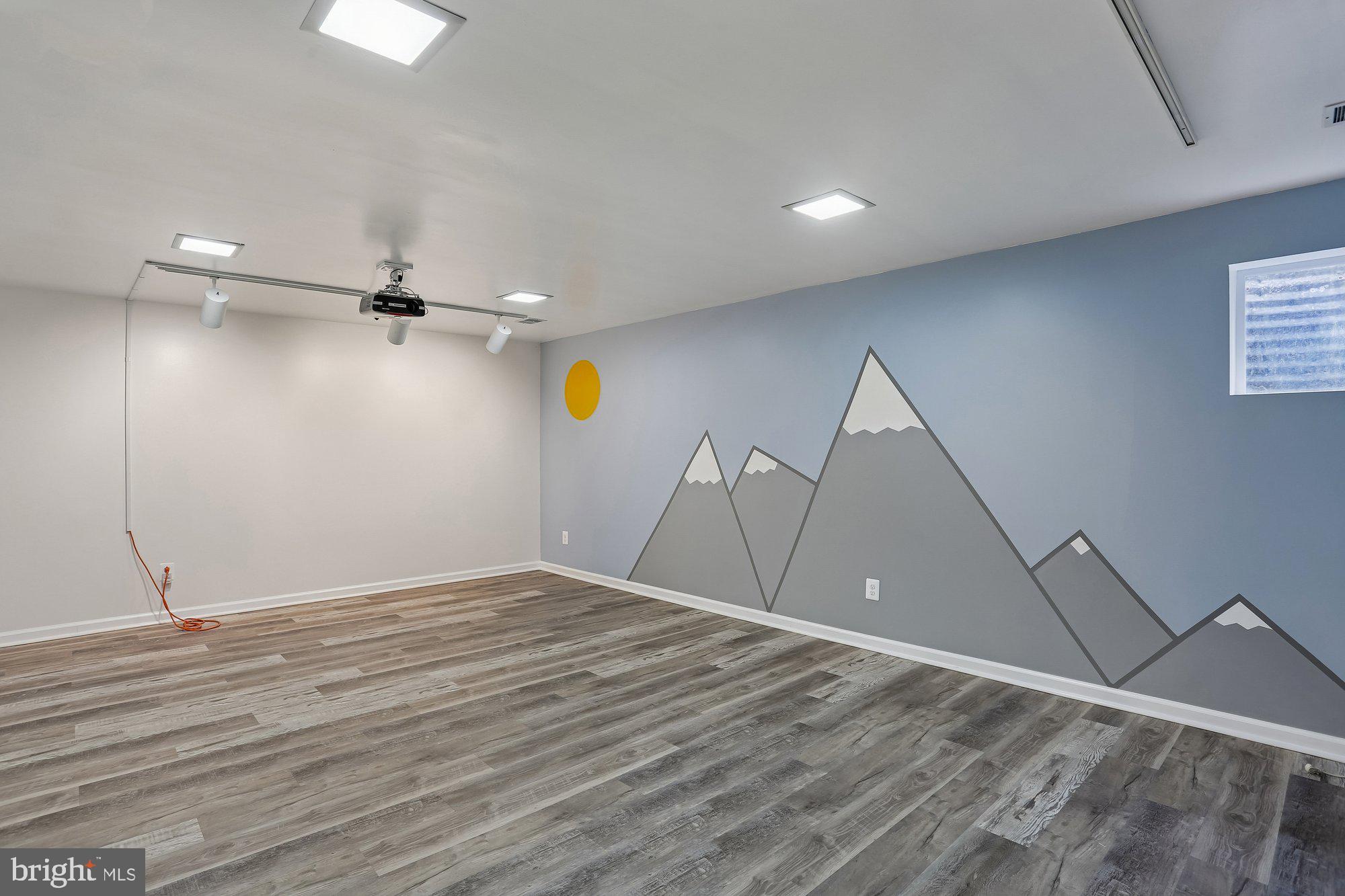 32 Oak Shade Road Gaithersburg, MD 20878 - Photo 26 of 30 Recreation Room