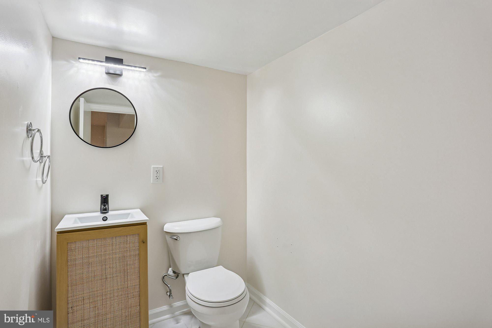 32 Oak Shade Road Gaithersburg, MD 20878 - Photo 29 of 30 Powder Room
