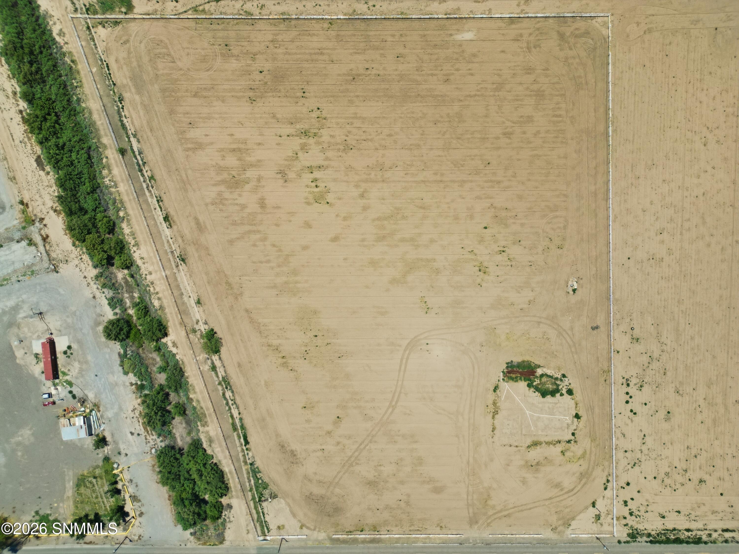 215 Harding Road Anthony, NM 88021 - Photo 23 of 28 010_DJI_0808