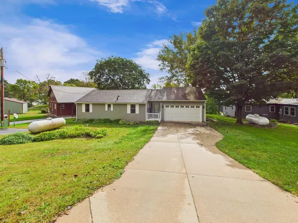 $454,900 | 20556 Elkview Road, Richmond, MN 56368