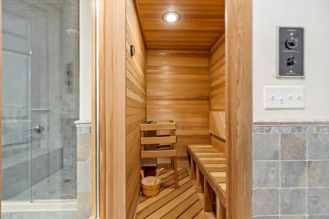 $2,295,000 | 261 East Street, Mansfield, MA 02048