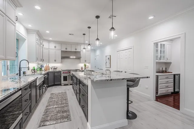 $2,295,000 | 261 East Street, Mansfield, MA 02048