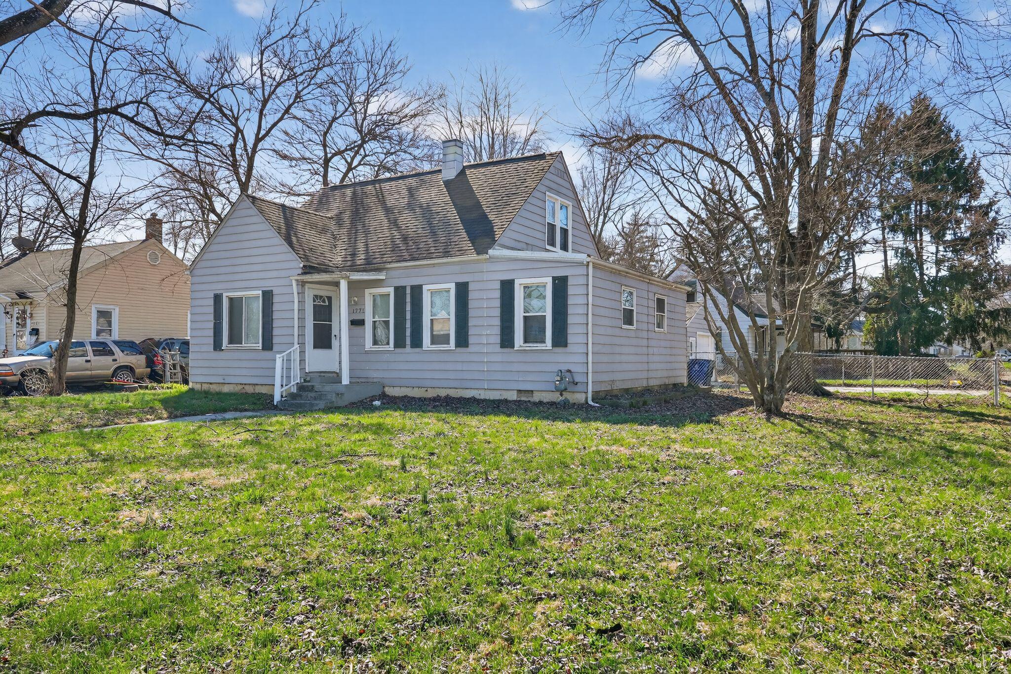 1771 Marston Road Columbus, OH 43219 - Photo 2 of 30 01_1771_Marston_Rd_Columbus_OH_43219-Ext