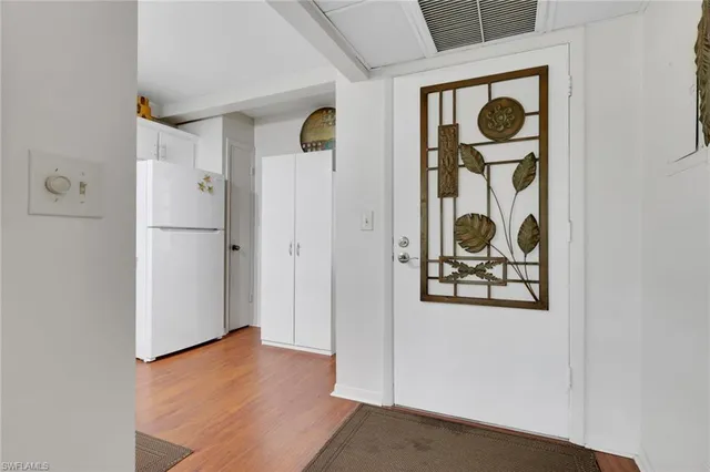 $179,900 | 1084 Forest Lakes Drive, Unit 7304, Naples, FL 34105