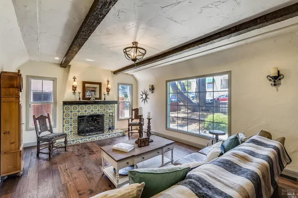 $3,950 | 9 El Camino Real, Vallejo, CA 94590