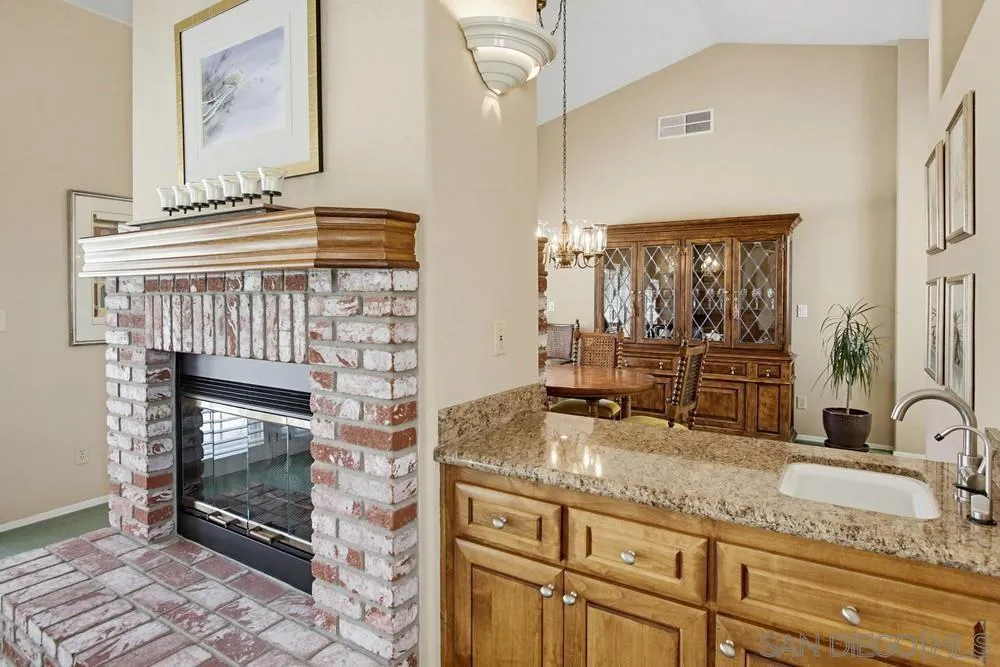 2071 Winamar Place Escondido, CA 92029 - Photo 7 of 43