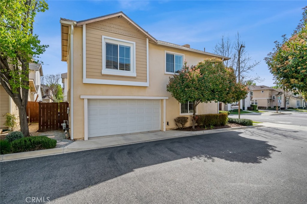 733 Cottage Lane Paso Robles, CA 93446 - Photo 31 of 47 a front view of a house with a yard and garage