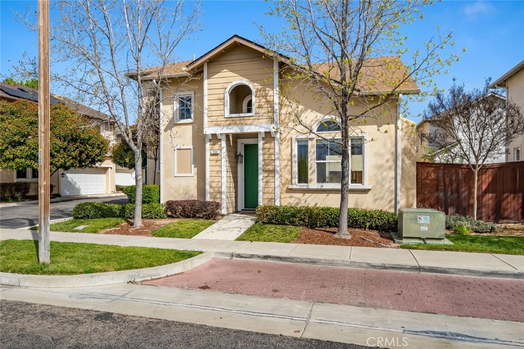 733 Cottage Lane Paso Robles, CA 93446 - Photo 32 of 47 a front view of a house with a yard