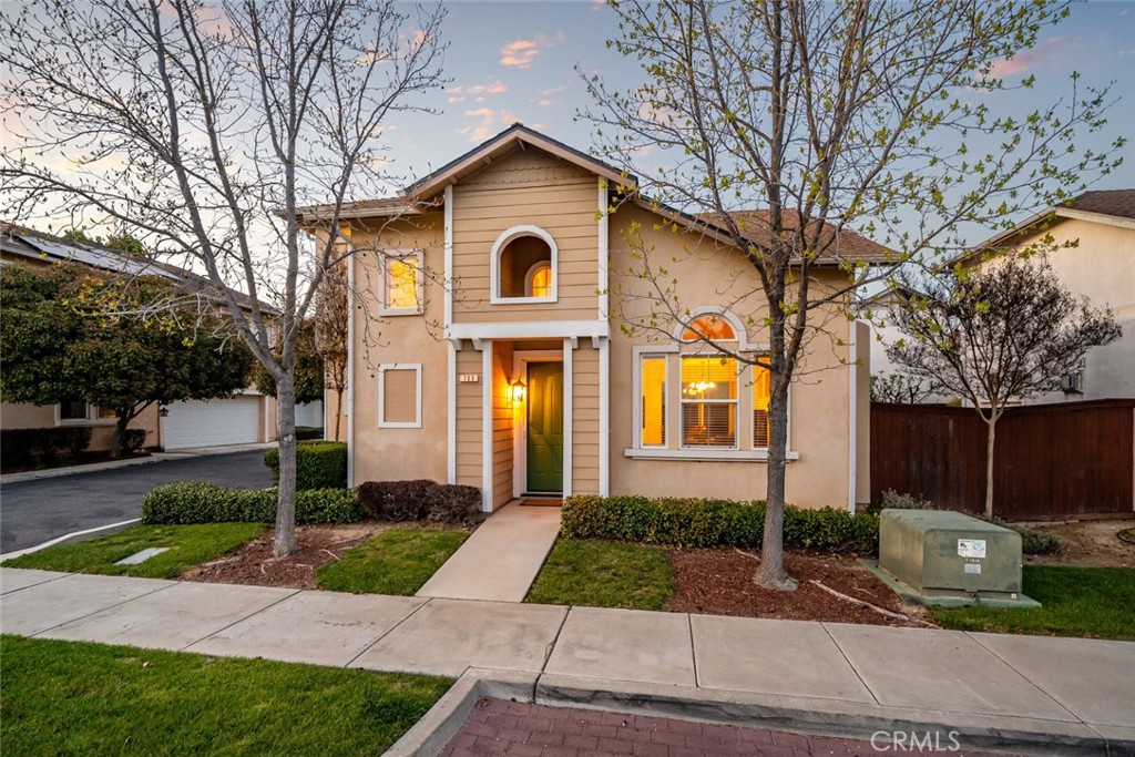 733 Cottage Lane Paso Robles, CA 93446 - Photo 33 of 47 a front view of a house with garden