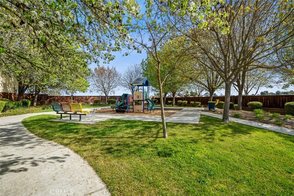 733 Cottage Lane Paso Robles, CA 93446 - Photo 40 of 47 a view of a park with swings