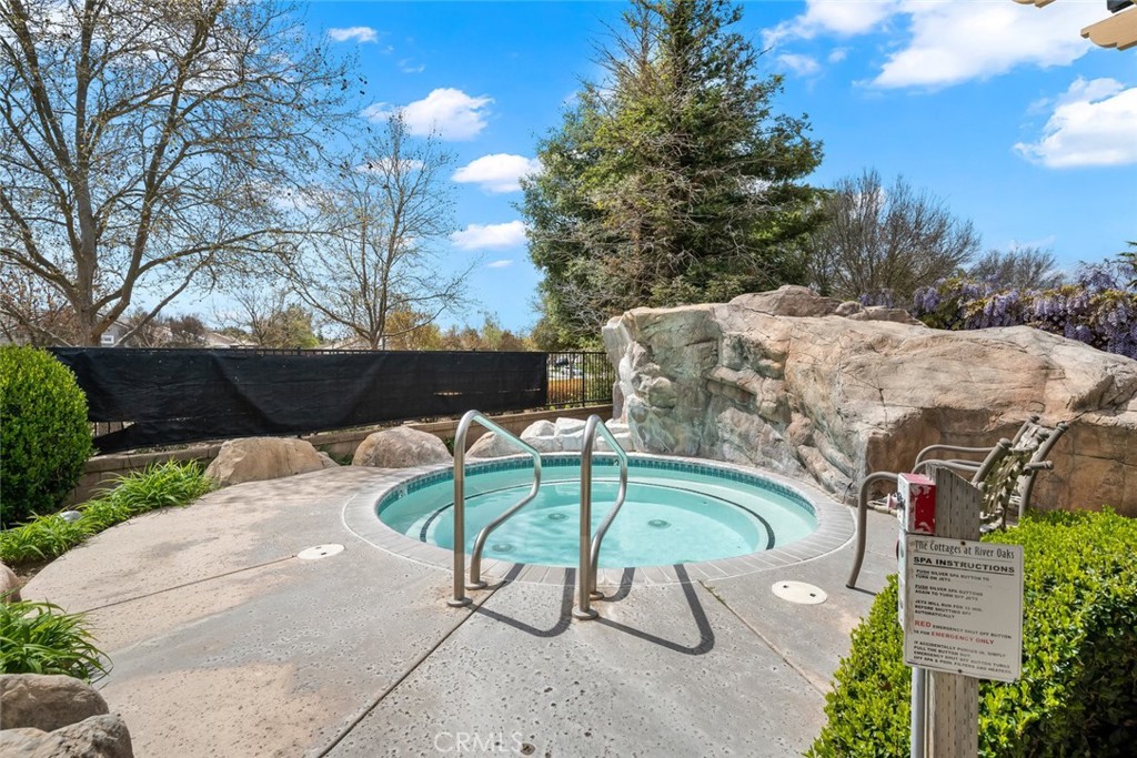 733 Cottage Lane Paso Robles, CA 93446 - Photo 46 of 47 a backyard of a house with table and chairs