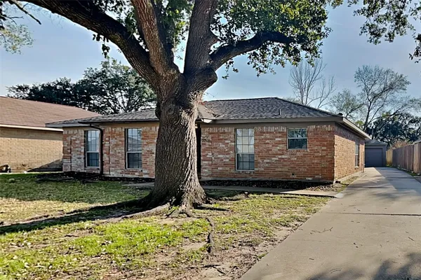 $1,900 | 22135 North Fork Drive, Katy, TX 77450