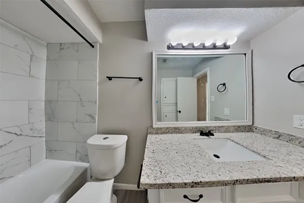 $1,975 | 22135 North Fork Drive, Katy, TX 77450
