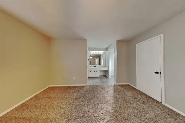 $1,900 | 22135 North Fork Drive, Katy, TX 77450