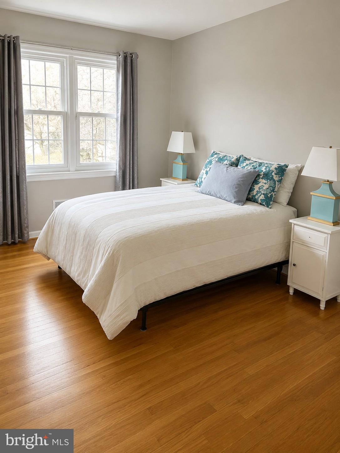 1639 Winding Waye Lane Silver Spring, MD 20902 - Photo 11 of 16 Bed Room 2