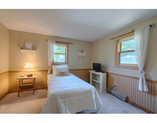 18 Beach Point Road Lancaster, MA 01523 - Photo 25 of 35