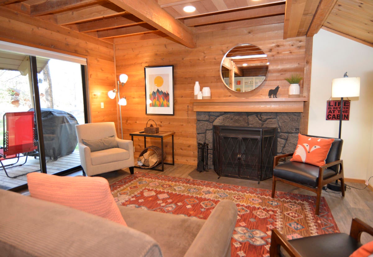 57589 Ranch Cabin Road, Unit 8 Sunriver, OR 97707 - Photo 5 of 27 05