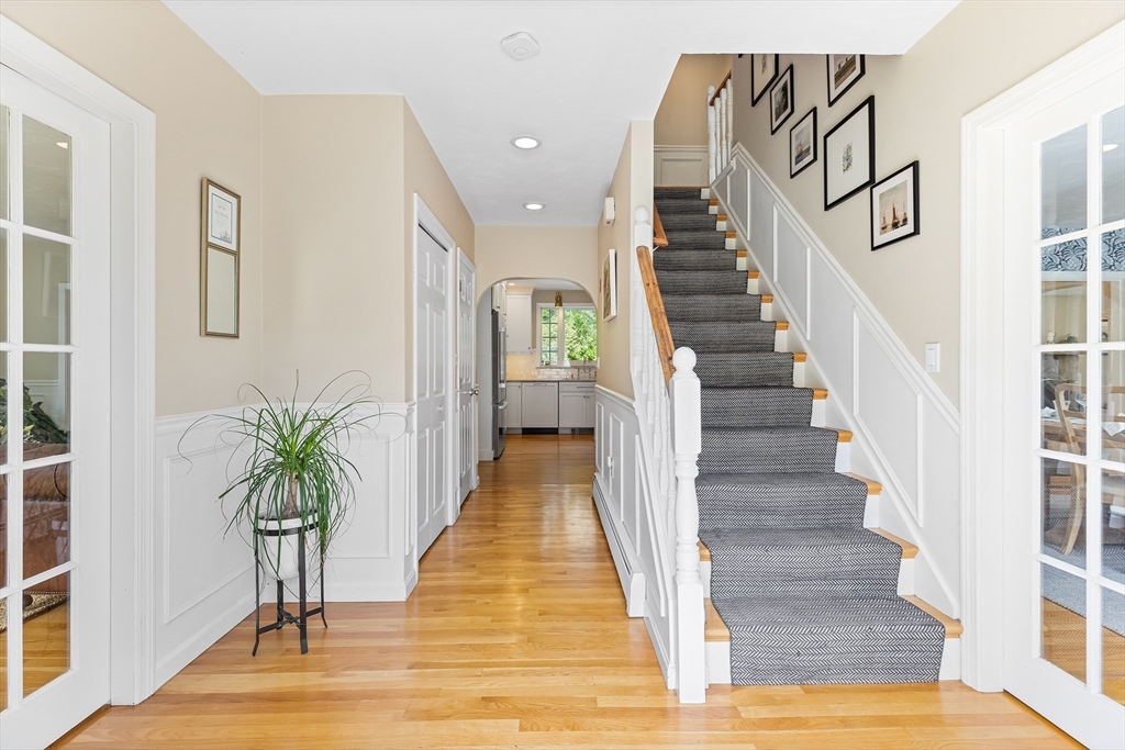 38 Thoreau Circle Beverly, MA 01915 - Photo 14 of 41