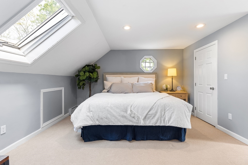 38 Thoreau Circle Beverly, MA 01915 - Photo 25 of 41