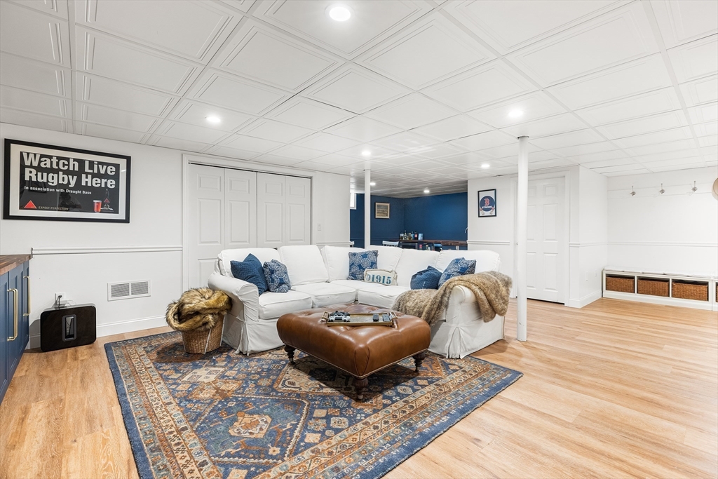 38 Thoreau Circle Beverly, MA 01915 - Photo 27 of 41