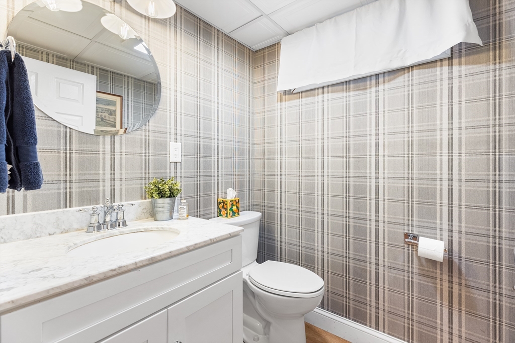 38 Thoreau Circle Beverly, MA 01915 - Photo 29 of 41