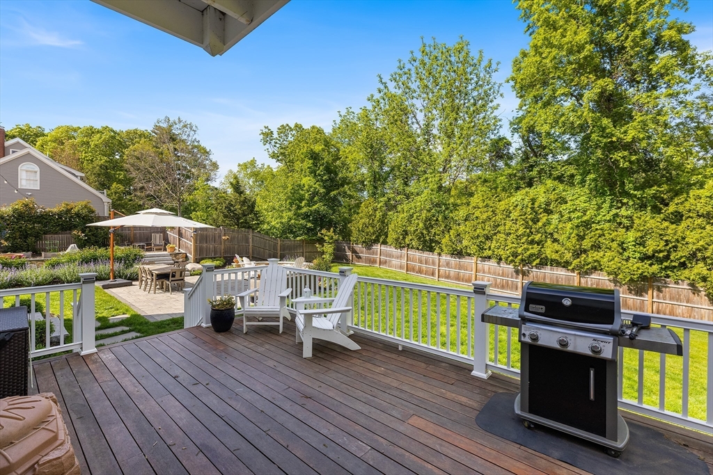 38 Thoreau Circle Beverly, MA 01915 - Photo 32 of 41