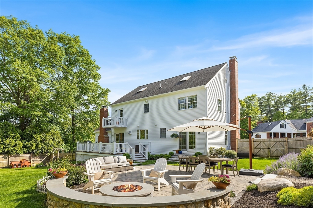 38 Thoreau Circle Beverly, MA 01915 - Photo 33 of 41