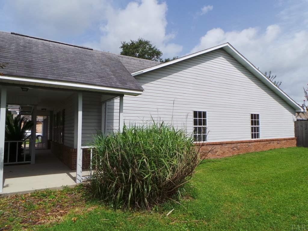 2786 Chickering Road Pensacola, FL 32514 - Photo 3 of 18 Gallery Image 3