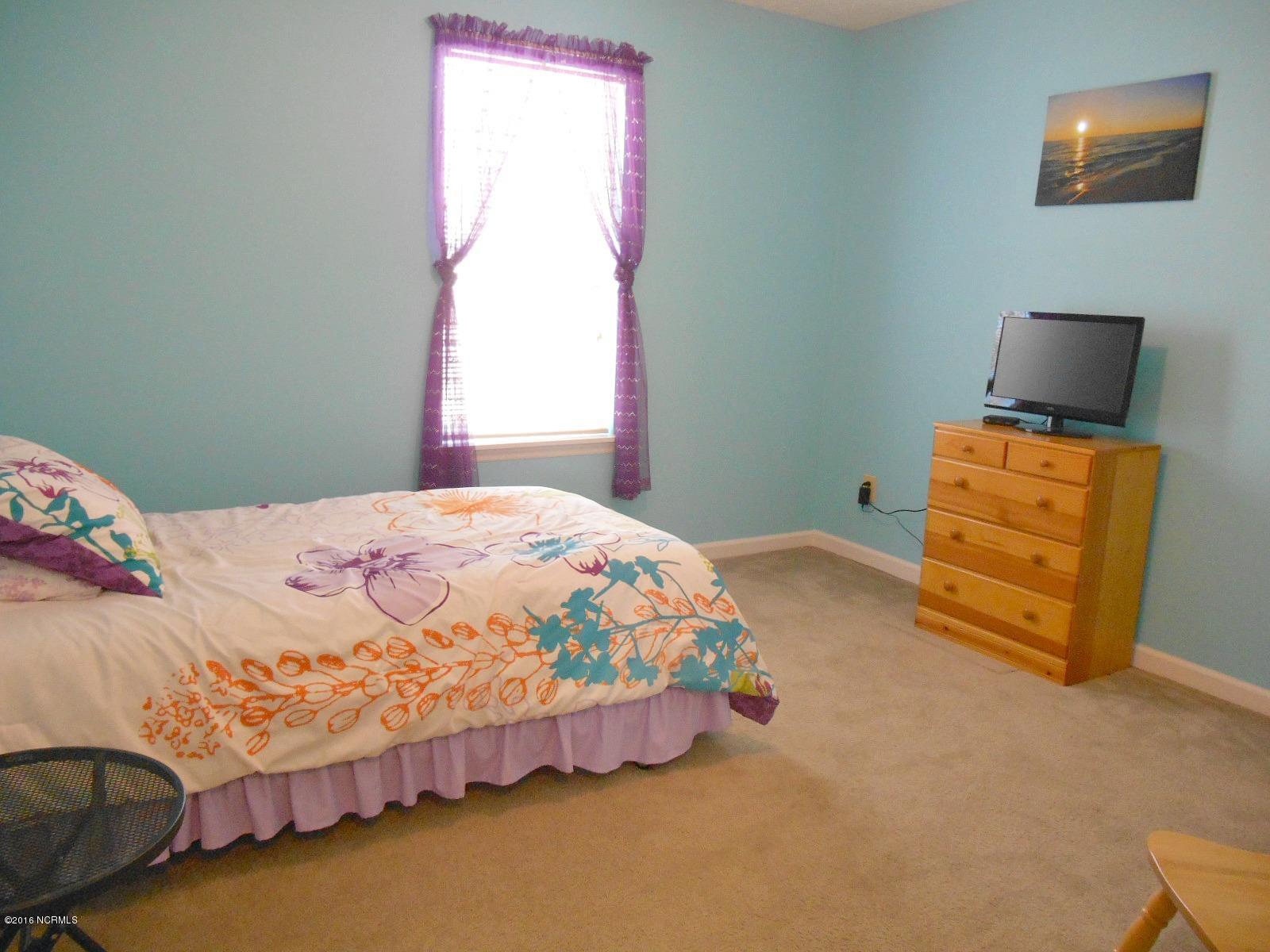 1384 Longleaf Road Southport, NC 28461 - Photo 11 of 20 DSCN0857