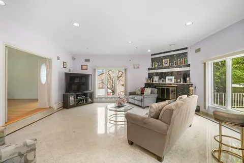 $1,500,000 | 47 Westchester View Lane, White Plains, NY 10607