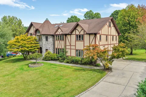 $1,500,000 | 47 Westchester View Lane, White Plains, NY 10607