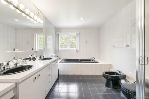 $1,500,000 | 47 Westchester View Lane, White Plains, NY 10607