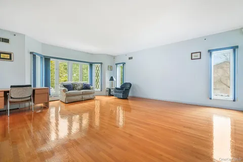 $1,500,000 | 47 Westchester View Lane, White Plains, NY 10607