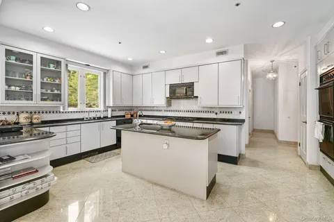 $1,500,000 | 47 Westchester View Lane, White Plains, NY 10607