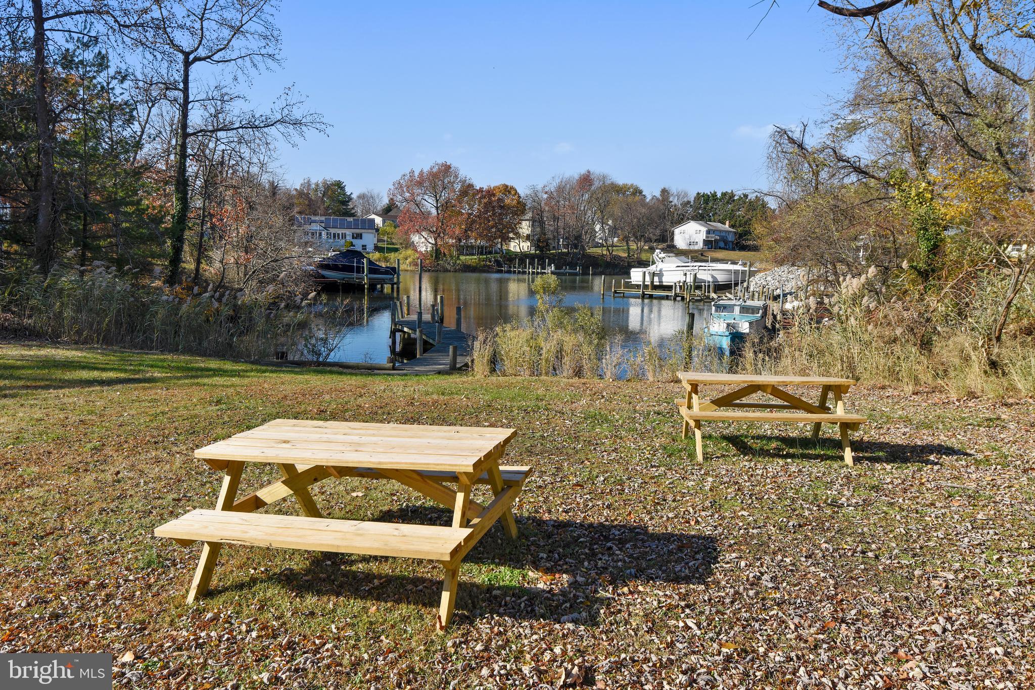 3946 Cove Road Edgewater, MD 21037 - Photo 50 of 52 COMMUNITY PICNIC AREA AND PIER